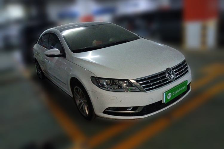 Used Volkswagen FAW-Volkswagen CC 2015 1.8TSI Luxury Model Front Right 45 Deg