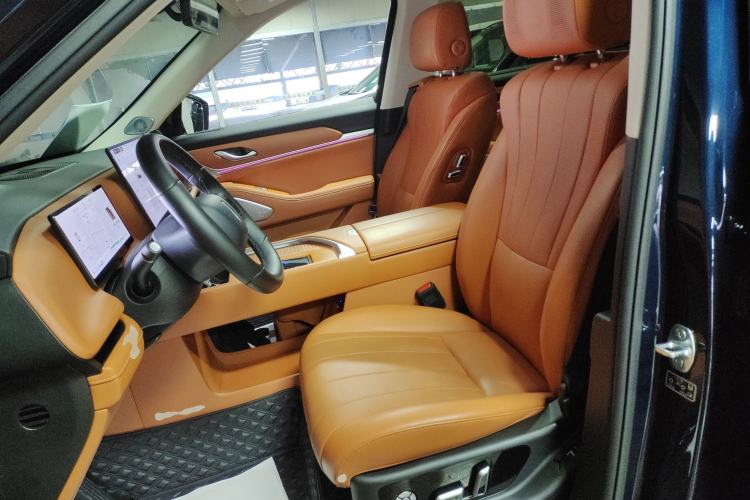 Used Wey Lanshan 2025 Four-Wheel Drive Max
