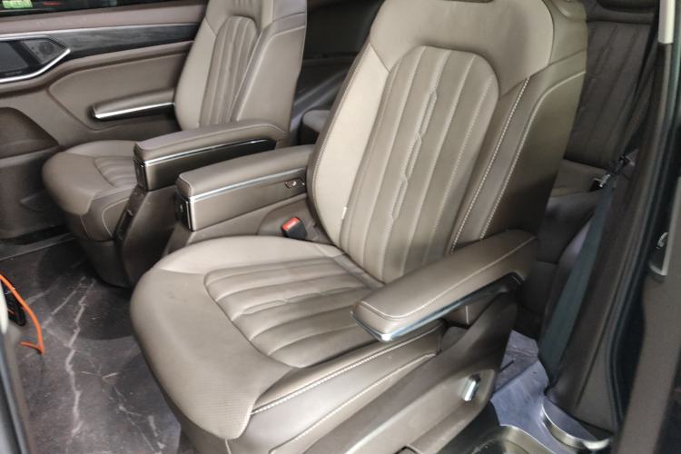 Used Volkswagen Viloran 2022 380TSI Luxury Edition