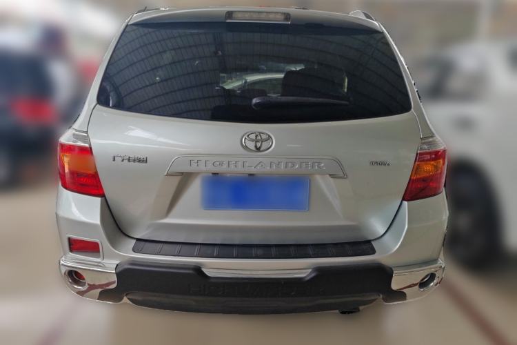 Used Toyota Highlander 2011 2.7L Two-Wheel Drive 5-Seater Elite Edition Rear