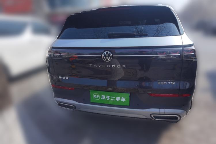 Used Volkswagen Tavendor 2023 330TSI Luxury Touring Edition