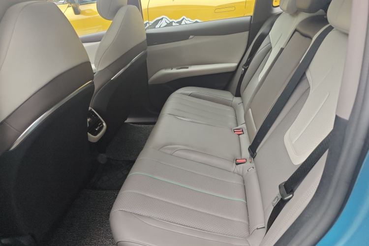 Used Deepal L07 2024 230Max Qiankun Intelligent Driving ADS SE Range-Extended Version Left Rear Seat