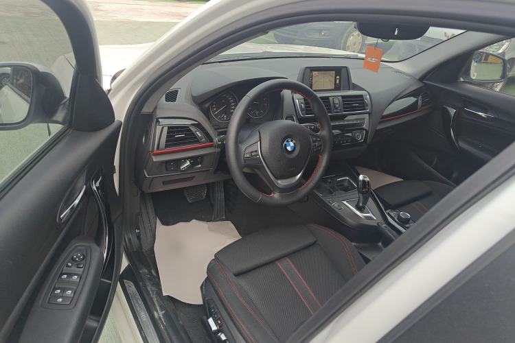 Used BMW 1 Series 2015 120i Sport Design Package Driver Seat