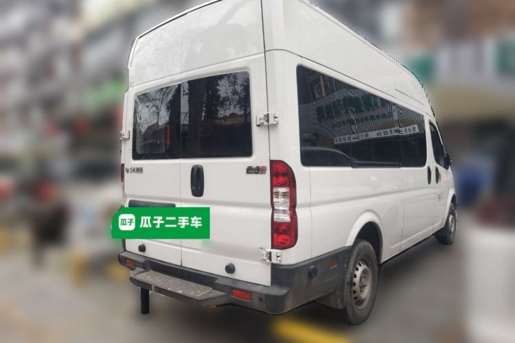 Used Dongfeng Yufeng 2021 2.3T Power King Front-Drive Logistics Van Long Wheelbase High Roof 6-9 Seats China VI Standard M9T Rear Right 45 Deg