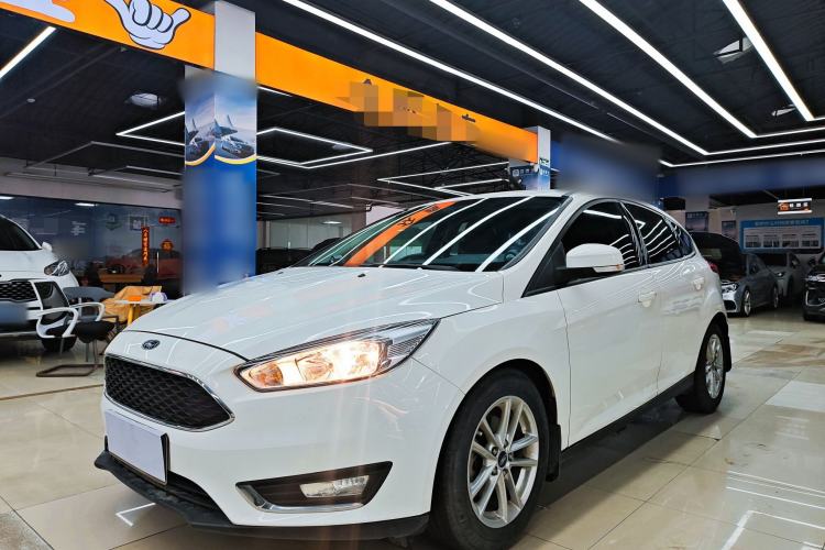 Used Ford Focus 2015 Hatchback EcoBoost 125 Automatic Supreme Style Edition