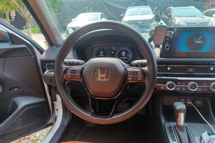Used Honda Civic 2022 240TURBO CVT Dynamic Edition Steering Wheel