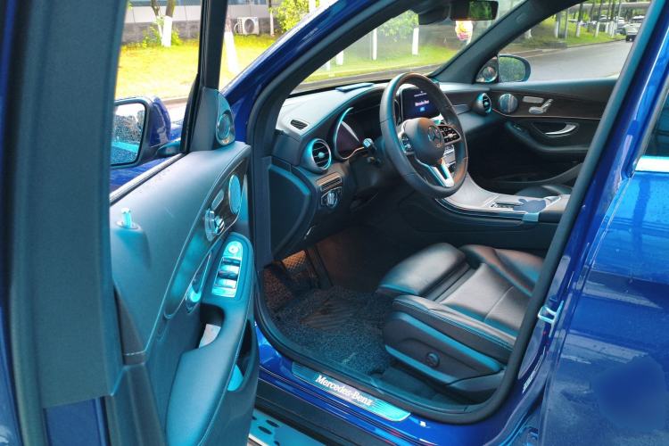 Used Mercedes-Benz GLC 2020 Facelift GLC 300 L 4MATIC Dynamic Edition
