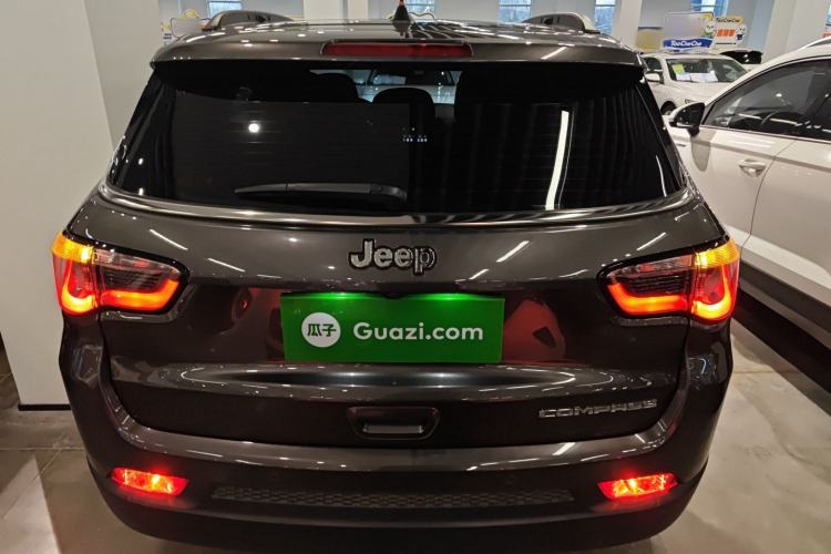 Used Jeep Compass 2019 220T Automatic Family Edition