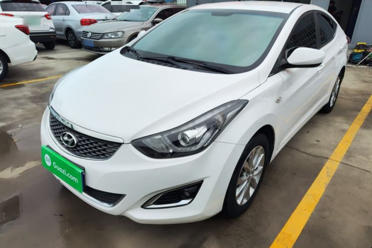 Used Hyundai Elantra (5th Generation / Langdong) 2016 1.6L Automatic Smart Version