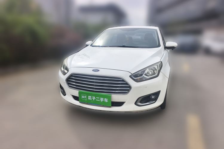 Used Ford Escort 2015 1.5L Automatic Fashion Model Front