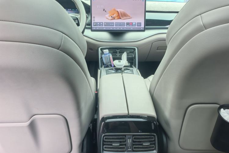 Used BYD Tang New Energy 2025 DM-i 115KM Prestige Model Interior 4