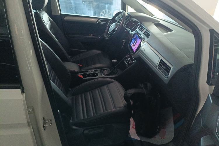 Used Volkswagen Touran 2016 Volkswagen Touran L 280TSI DSG Comfort Edition