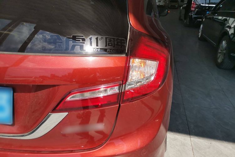 Used Honda Jade 2013 1.8L automatic Comfort version 5 seats