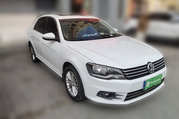 Used Volkswagen Bora 2013 1.4T Automatic Luxury Model Front Right 45 Deg