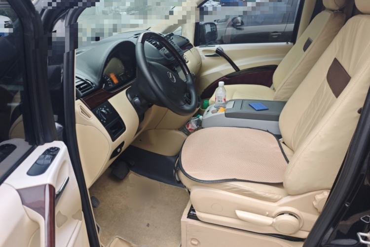 Used Mercedes-Benz Vito 2013 3.0L Elite Edition Driver Seat