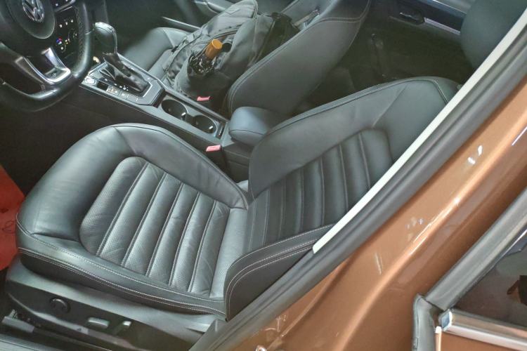 Used Volkswagen Lamando 2015 330TSI DSG Luxury Edition