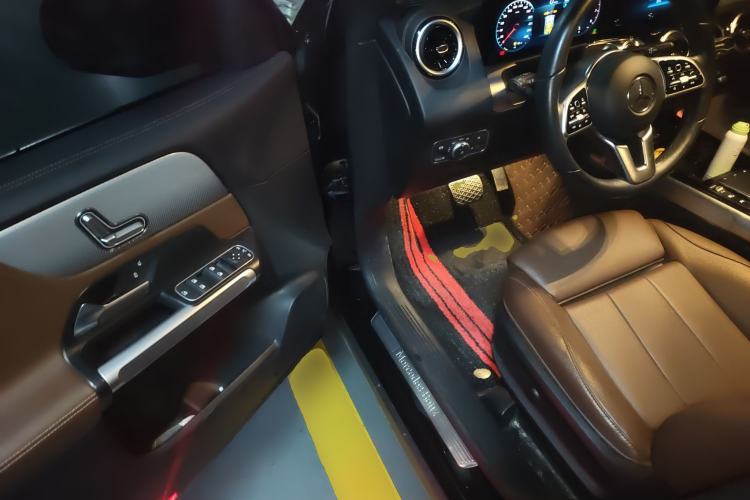 Used Mercedes-Benz GLB 2023 GLB 200 Fashion Model
