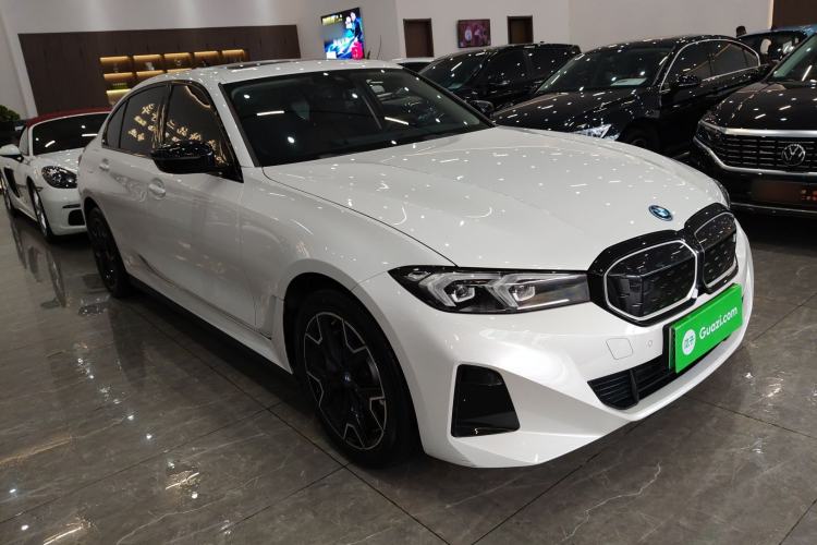 Used BMW i3 2023 eDrive 40 L Midnight Edition
