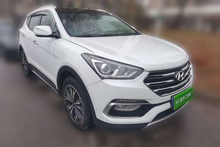 Used Hyundai Santa Fe 2017 2.0T Automatic All-Wheel Drive Smart 7-Seater