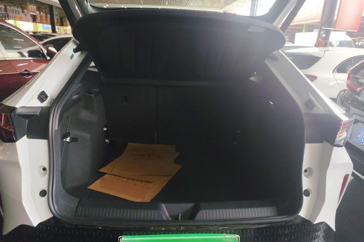 Used Volkswagen ID.UNYX 2025 Pure Model
