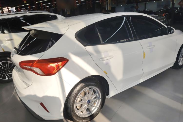 Used Ford Focus 2020 Hatchback 1.5L Automatic Sharp Edition
