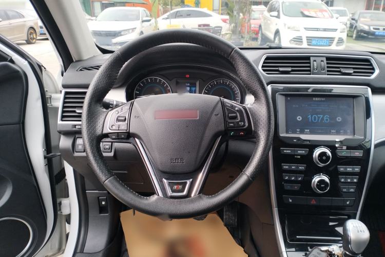 Used Haval H2 2014 1.5T Manual Two-Wheel Drive Elite Edition