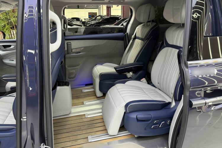 Used Roewe iMAX8 2021 400TGI Supreme Series Prestige Edition