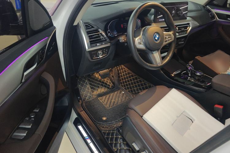 Used BMW iX3 2022 Leading Type
