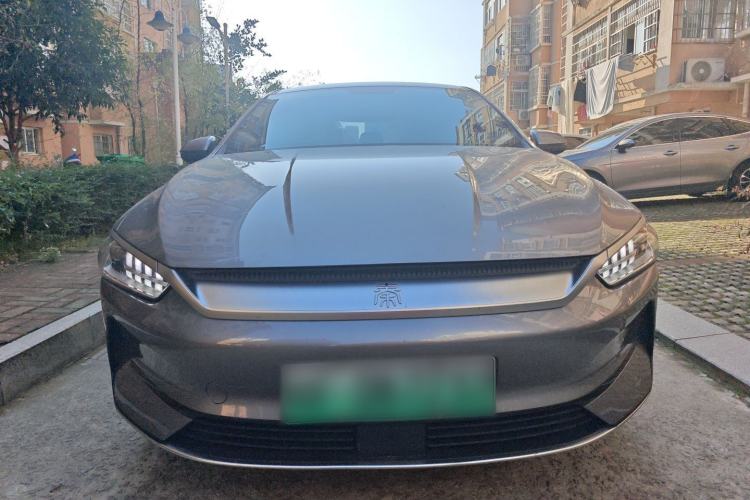 Used BYD Qin PLUS 2024 Honor Edition EV 420KM Leading Model
