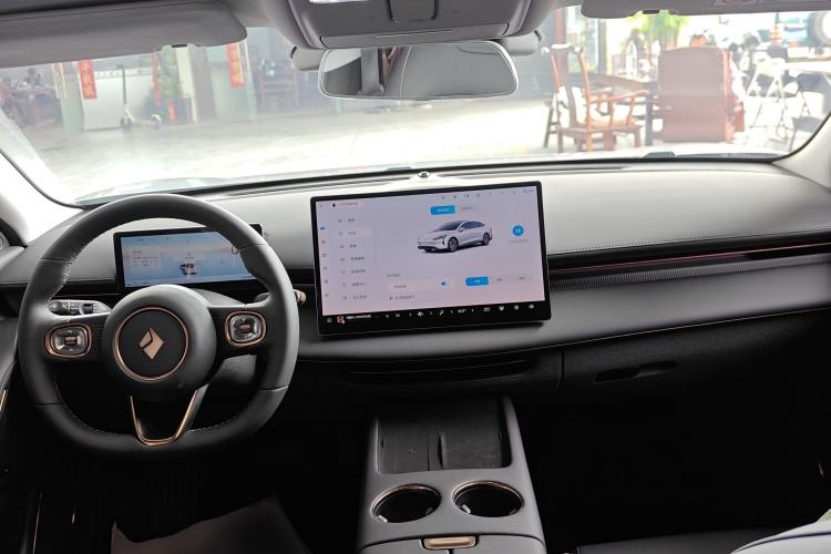 Used Baojun Enjoy 2025 All-Electric 600km Luxury Edition
