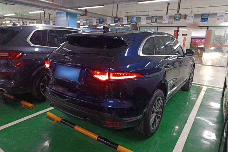 Used Jaguar F-PACE 2016 2.0T Two-Wheel-Drive R-Sport Sport Edition
