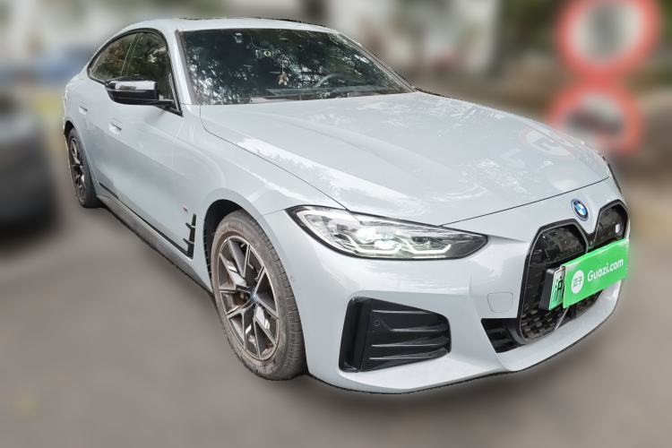 Used BMW i4 2022 eDrive40
