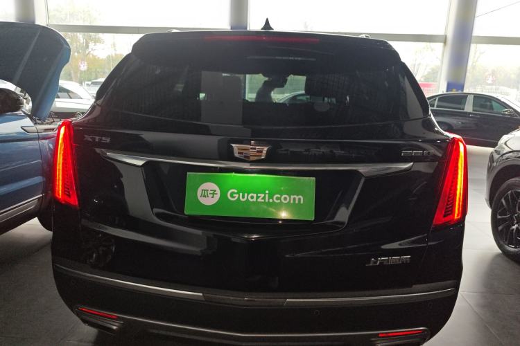 Used Cadillac XT5 2021 28T Luxury Model
