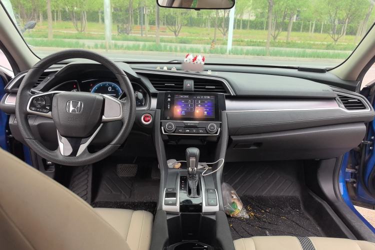 Used Honda Civic 2016 220TURBO CVT Luxury Edition
