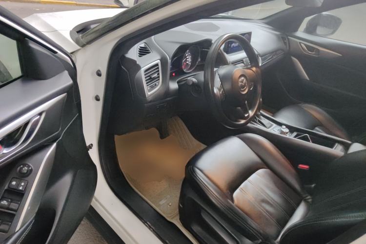 Used Mazda CX-4 2016 2.0L Automatic 2WD Blue Sky Dynamic Leather Edition
