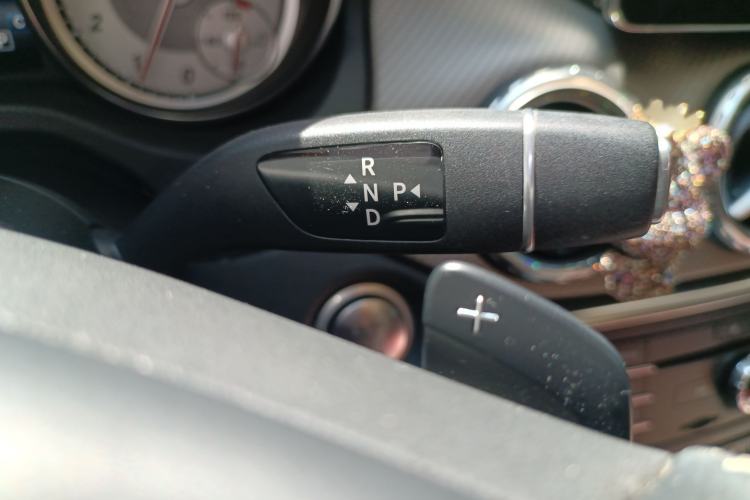 Used Mercedes-Benz GLA 2016 GLA 200 Fashion Model Gear Lever