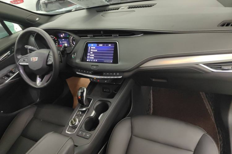 Used Cadillac XT4 2018 28T Two-Wheel Drive Leading Version