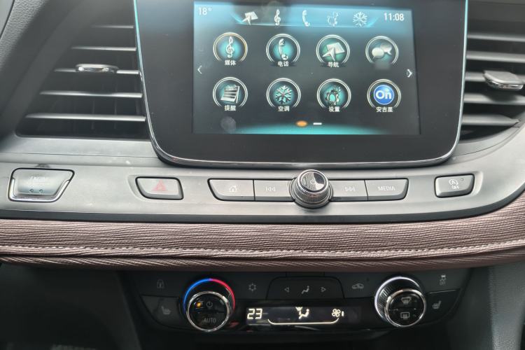 Used Buick GL6 2019 18T 6-Seater Connected Luxury Version China VI Standard Audio And AC Panel