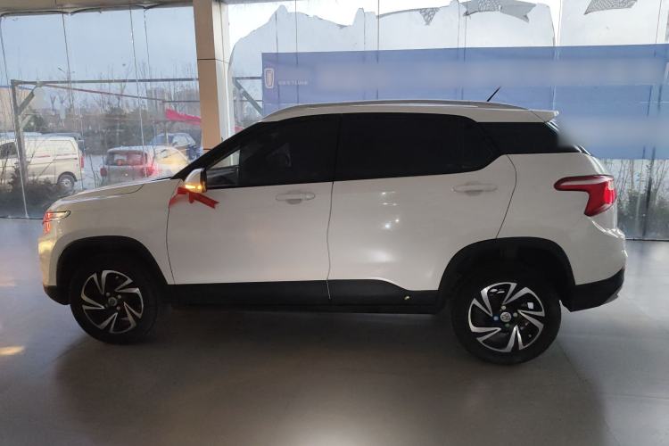 Used Baojun 510 2017 1.5L manual Comfort trim