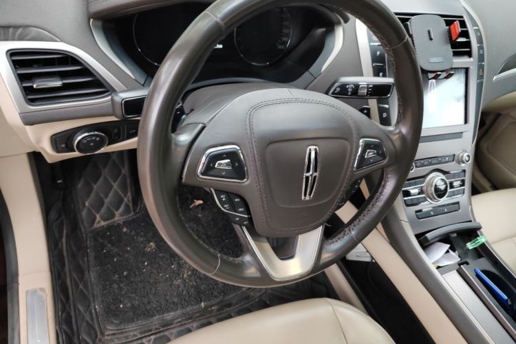 Used Lincoln MKZ 2020 2.0T Deluxe Edition
