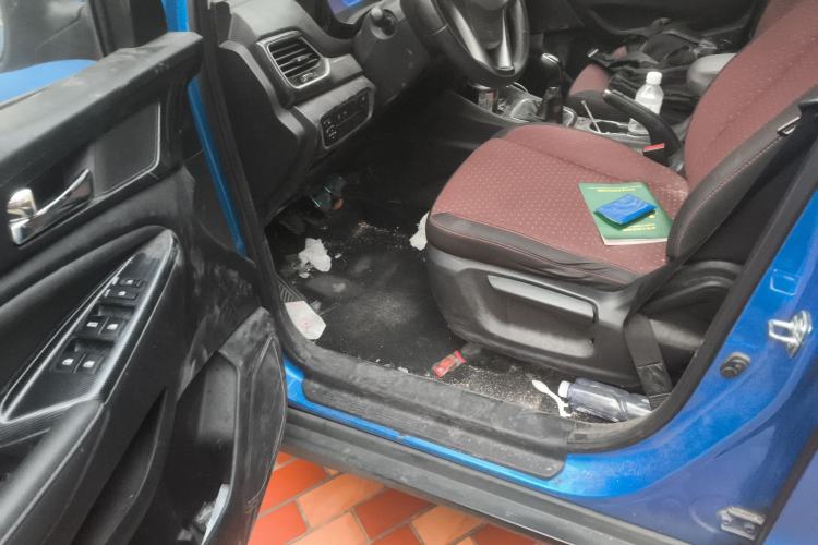 Used CHANGAN OSHAN A800 2017 1.6L Manual Comfort Model