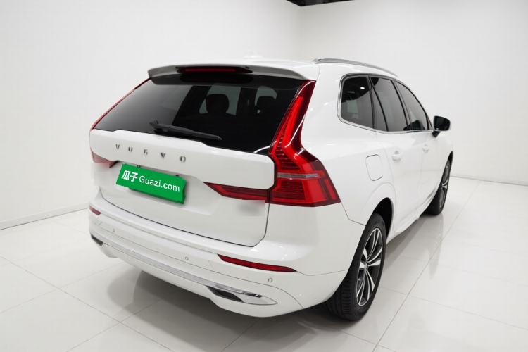 Used Volvo XC60 2022 B5 4x4 Zhiyi Luxury Edition Rear Right 45 Deg