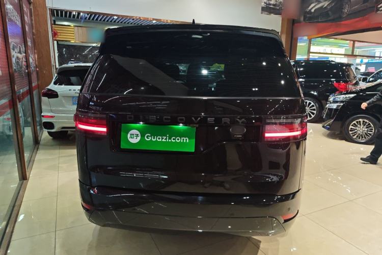 Used Land Rover Discovery 2021 360 PS R-Dynamic SE