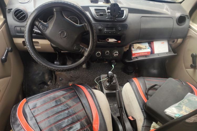 Used Dongfeng Xiaokang V29 2012 1.2L Standard Version Center Console