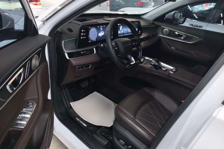 Used Chery Tiggo 8 PRO 2025 390T Two-Wheel Drive Prestige Version I
