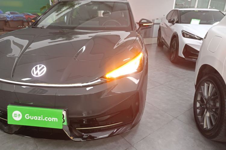 Used Volkswagen ID.UNYX 2024 Pro Long-Range Version
