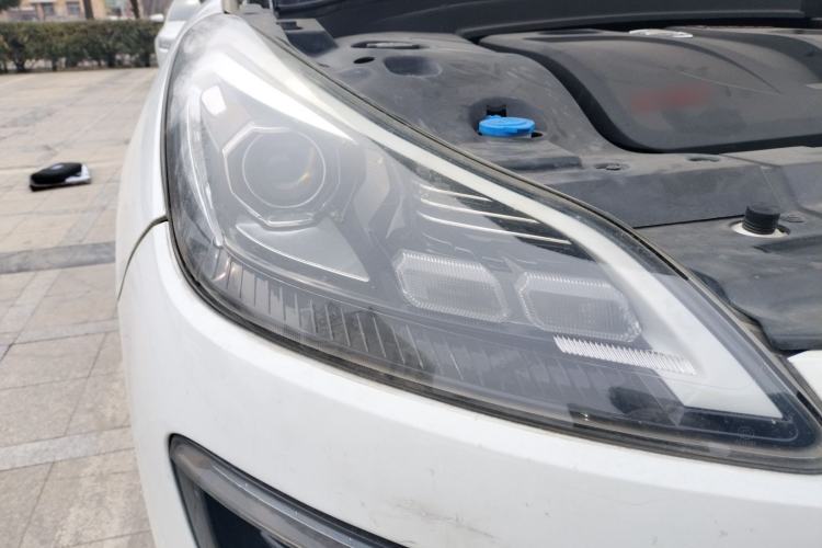 Used Zotye SR9 2017 2.0T Automatic Ultimate Edition
