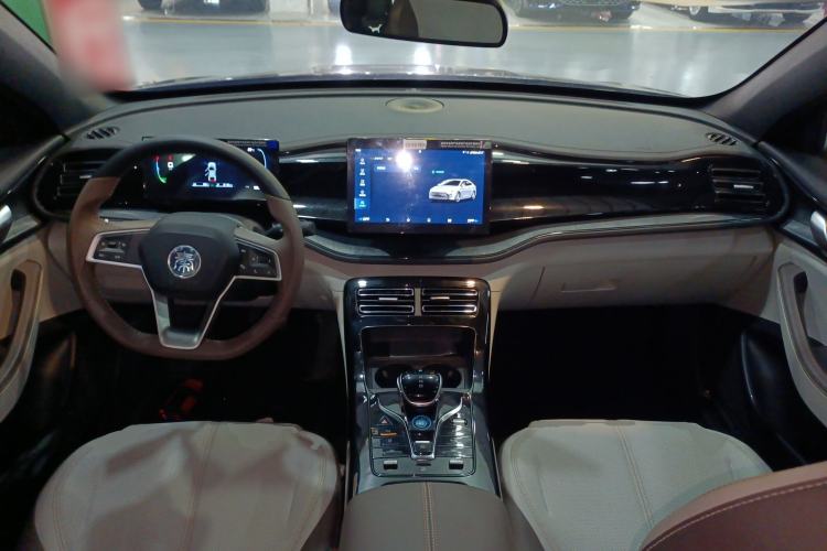 Used BYD Qin PLUS 2023 Champion Edition DM-i 55KM Leading Model
