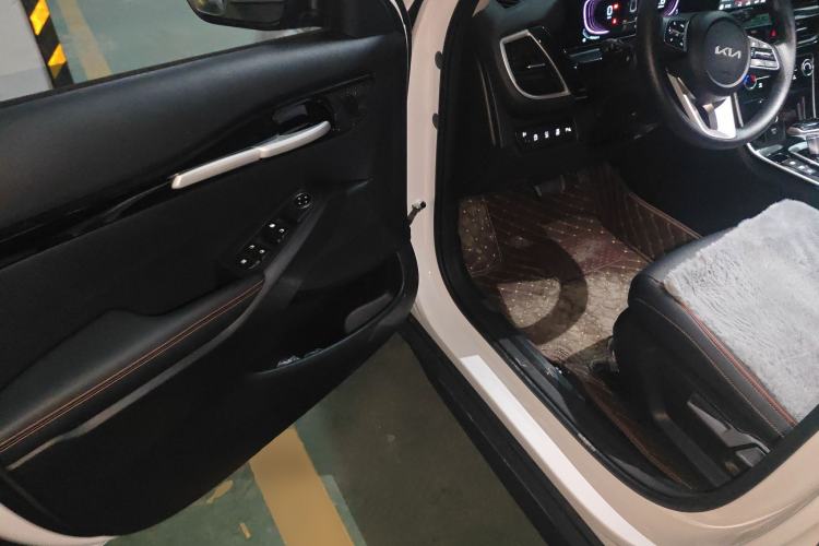 Used Kia Seltos 2026 1.5L IVT Luxury Edition
