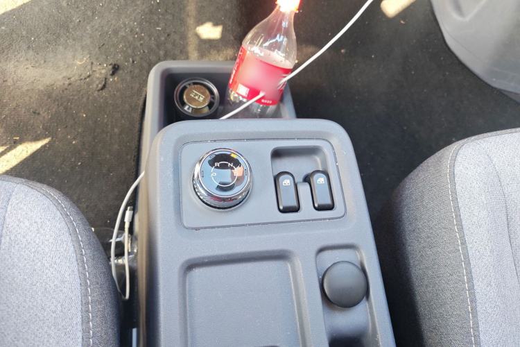 Used Wuling Yangguang 2025 Model 400km Bus Edition—Comfort Edition